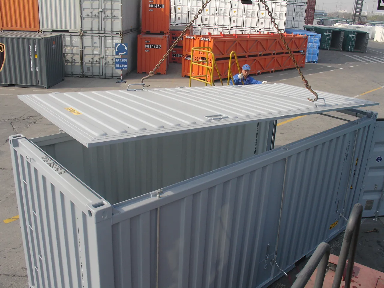 Hard Top Containers by Sree Logistics
