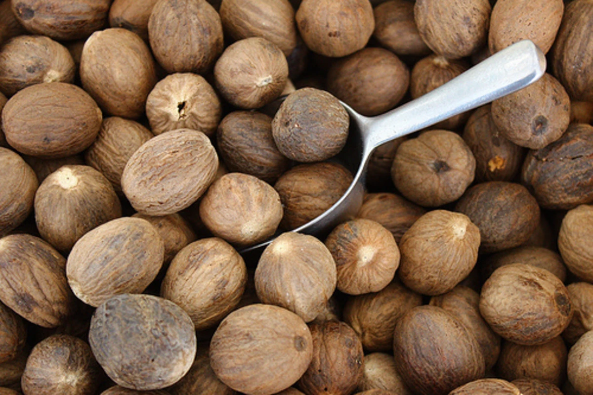 Nutmeg Oils from Essential Oil Asia